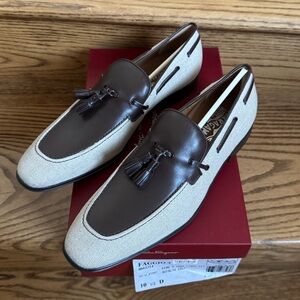 NIB Salvatore Ferragamo Faggio 4 Men's Brown and Linen Loafers